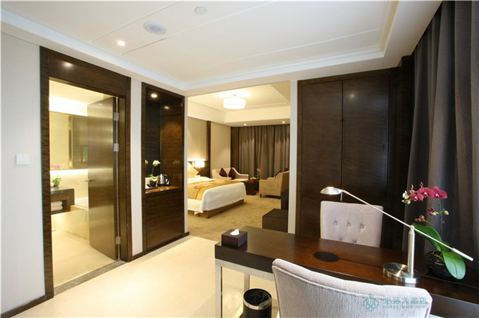 �����󴲷�